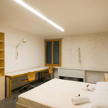 Hostel Combo